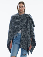Load image into Gallery viewer, DALE OF NORWAY- SCARVES - CASHMERE - MERINO - MADE IN NORWAY
